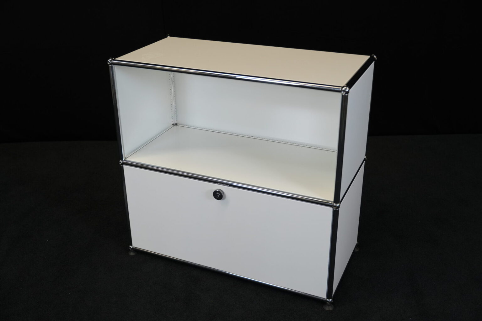 USM Haller Sideboard / weiß