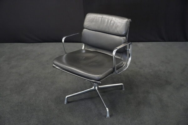 Herman Miller für Vitra | EA 208 Leder / Schwarz