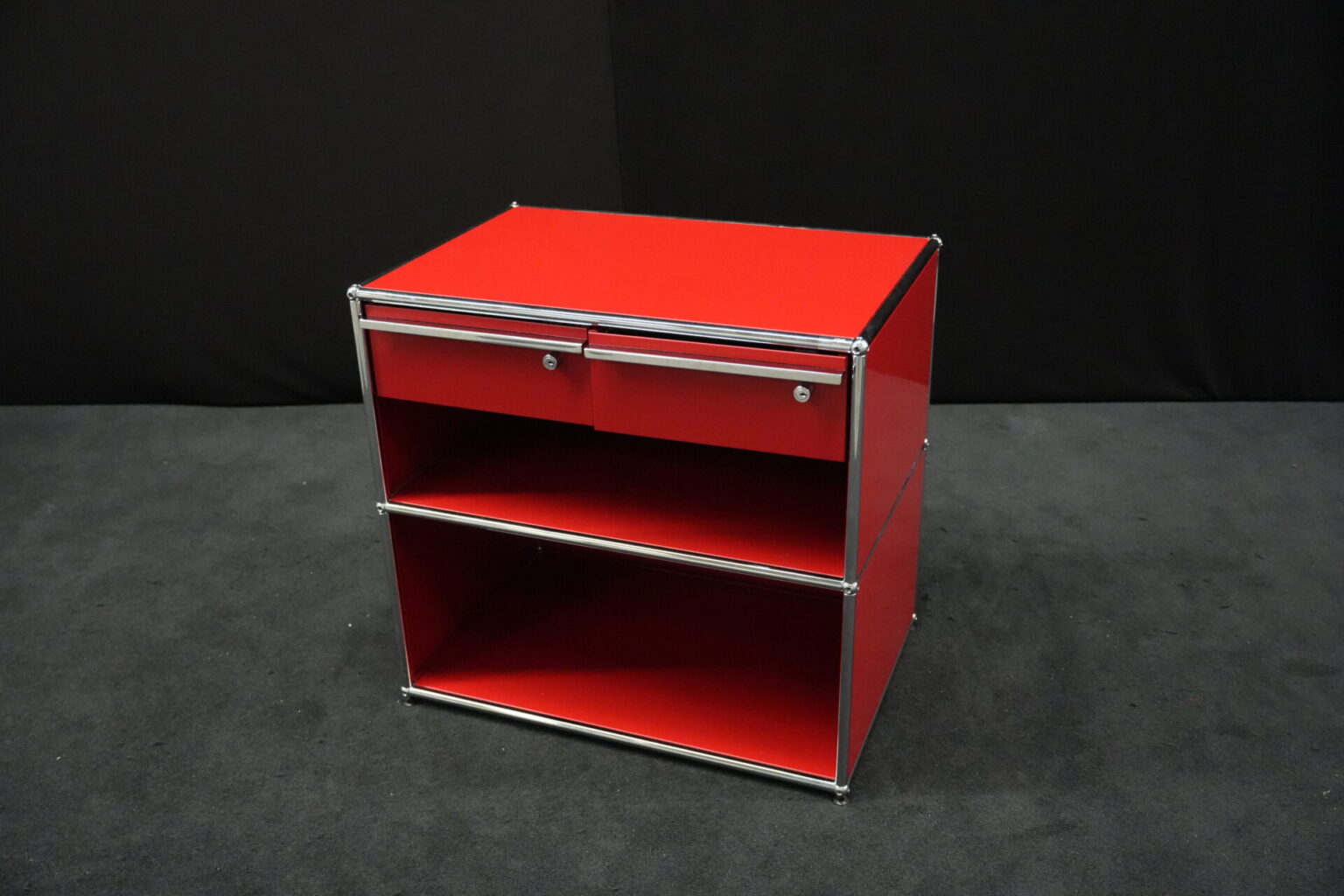 USM Haller Sideboard / Rubinrot