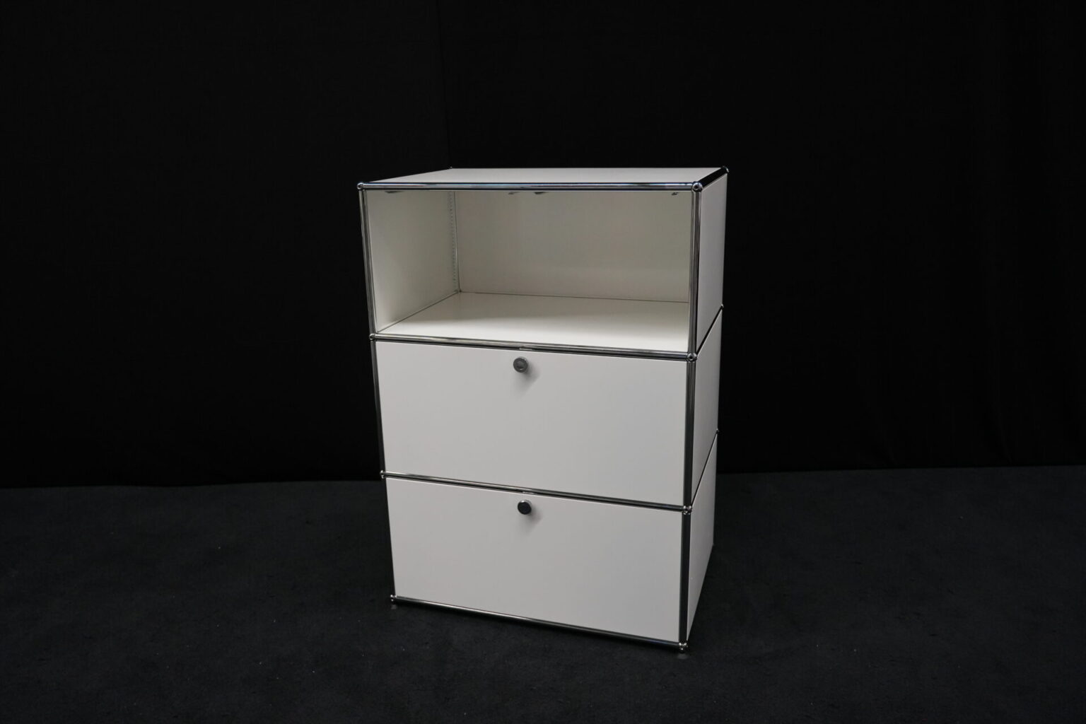 USM Haller Sideboard Reinweiß RAL 9010