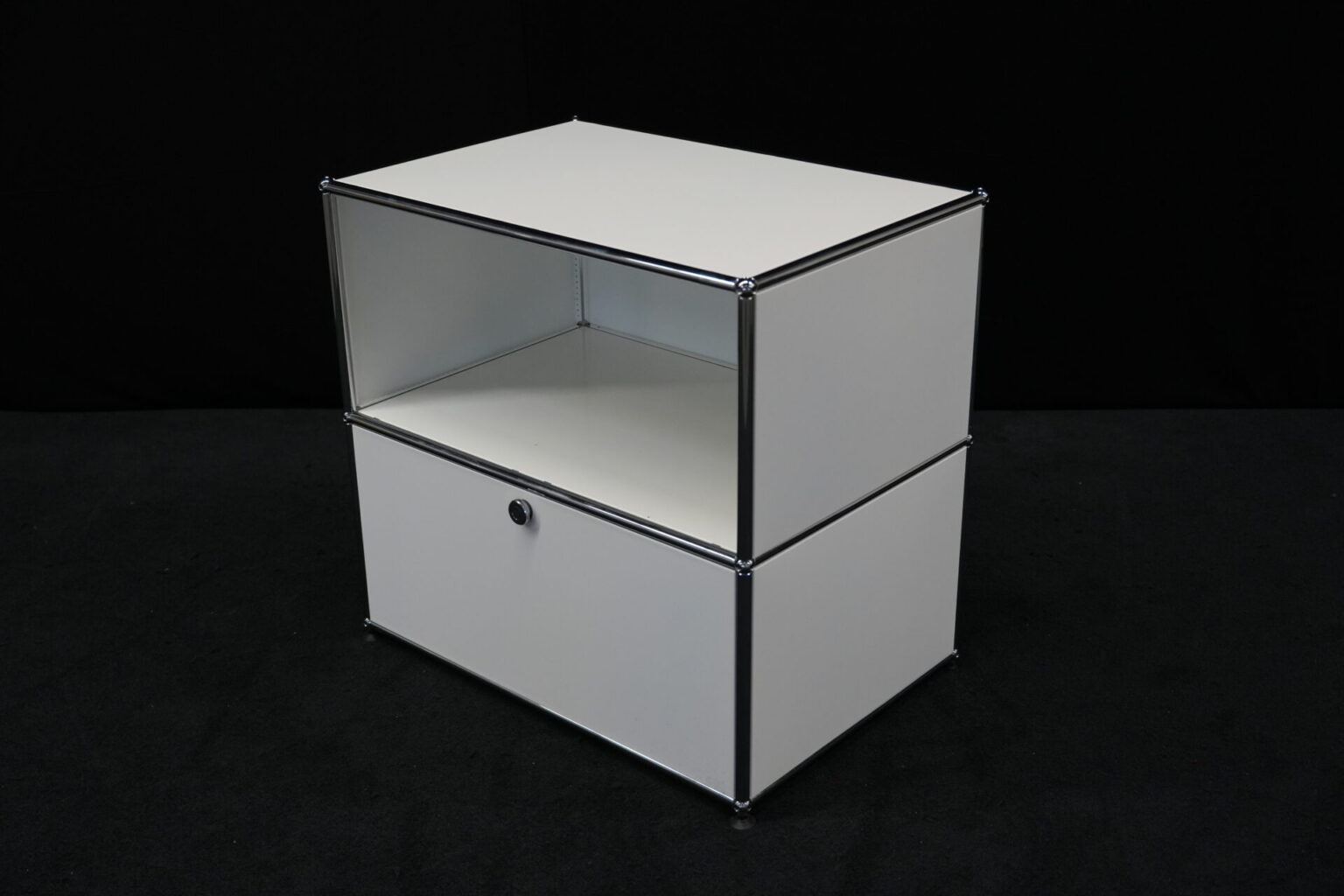 USM Haller Sideboard Reinweiß RAL 9010