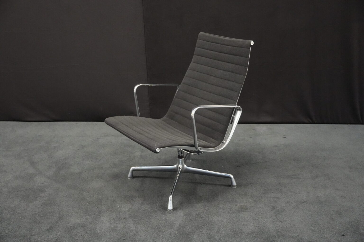 Herman Miller für Vitra - EA 116 Hopsak / Schwarz