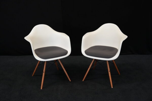 2x Eames Plastic Armchair RE DAW