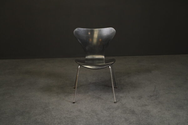 Fritz Hansen Stuhl 'Serie 7' Schwarz