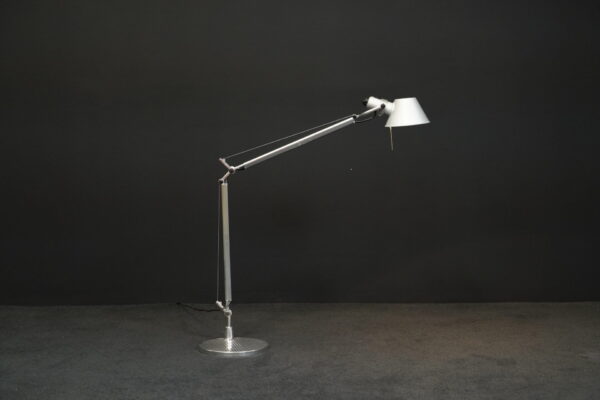 Artemide Tischleuchte Tolomeo Tavolo Aluminium