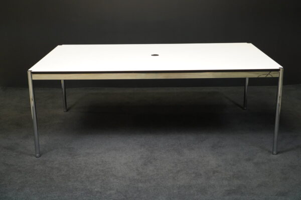 USM Haller Konferenztisch 200 x 120 cm Kunstharz