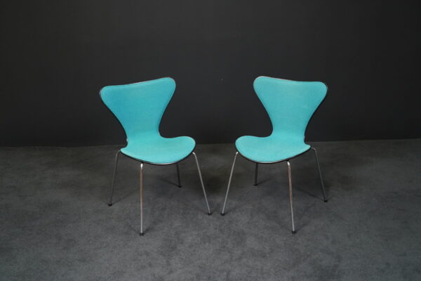 Fritz Hansen 2er Set Besucherstuhl Serie 7 Hopsak Türkis