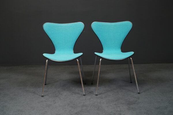 Fritz Hansen 2er Set Besucherstuhl Serie 7 Hopsak Türkis