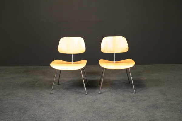 Vitra 2er Set Stühle Plywood Group Esche natur