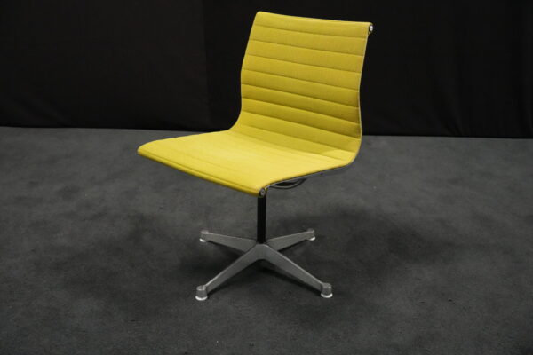 Vitra EA 101 Aluminium Chair Hopsak /gelb-lindgrün 71