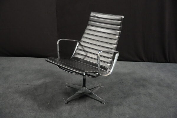 Vitra EA 116 Leder / Schwarz