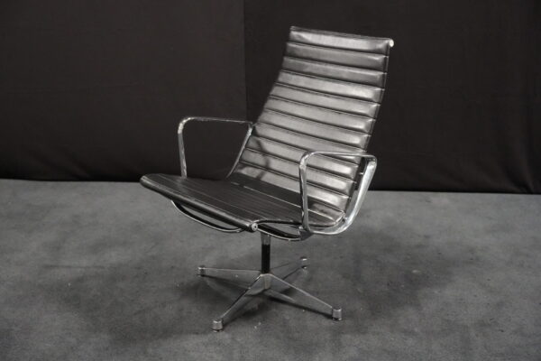 Vitra EA 116 Leder / Schwarz