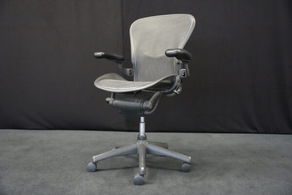 Herman Miller Bürodrehstuhl Aeron Classic Netz / Grau