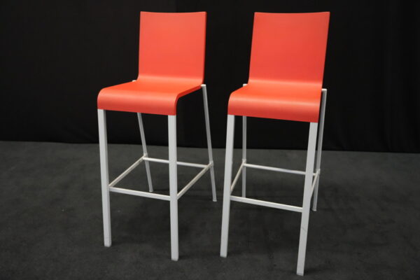 2x Vitra .03 Barhocker Rot