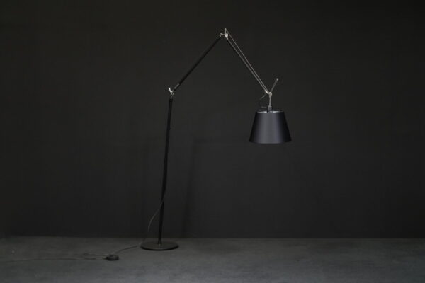 Artemide Stehlampe ‚Tolomeo Mega Floor‘ Schwarz