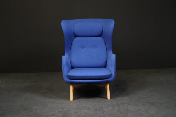 Fritz Hansen Sessel  'Ro' Stoff  Eiche