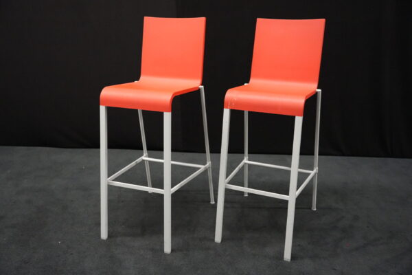 2x Vitra .03 Barhocker Rot