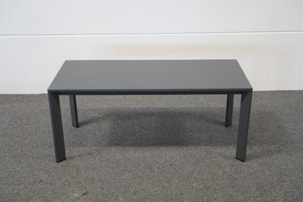 Karl Andersson & Söner Beistelltisch Chamfer Holz Grau