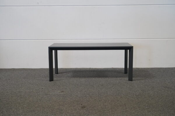 Karl Andersson & Söner Beistelltisch Chamfer Holz Grau