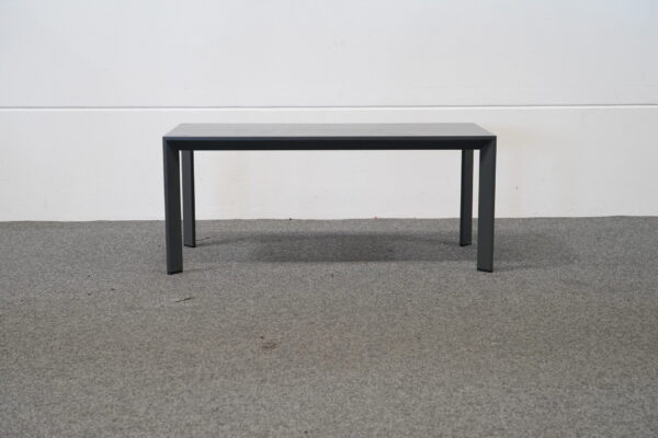 Karl Andersson & Söner Beistelltisch Chamfer Holz Grau