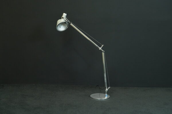 Artemide Tischleuchte Tolomeo Tavolo Aluminium