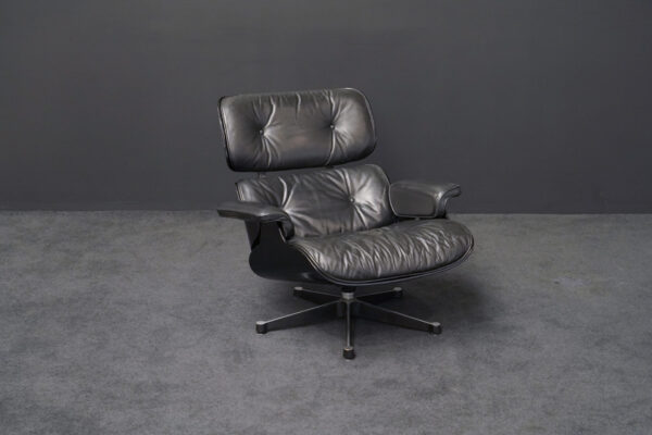 Herman Miller by Vitra Lounge Chair Leder Schwarz