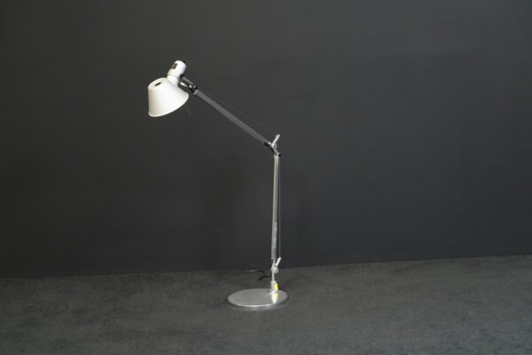 Artemide Tischleuchte Tolomeo Tavolo Aluminium
