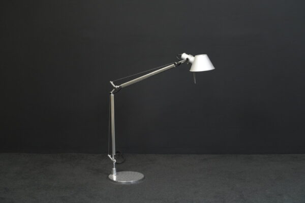 Artemide Tischleuchte Tolomeo Tavolo Aluminium