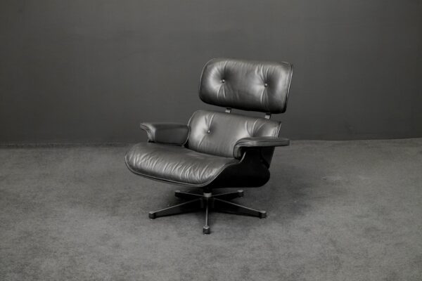 Herman Miller by Vitra Lounge Chair Leder Schwarz