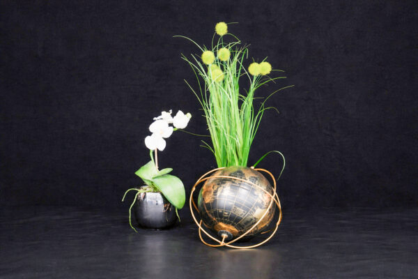 Deko-Set mit Vasen Deko Blumen & Erdglobus
