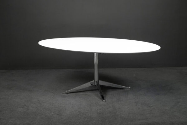 Knoll International Tisch Florence Weiß