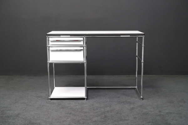 USM Haller Schreibtisch