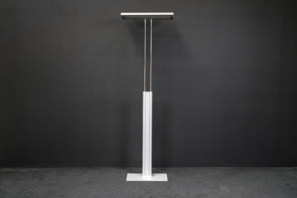 Luxo Silvy Floor Hellgrau