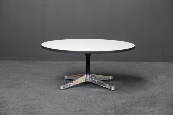 Herman Miller Bijzettafel Resin Wit