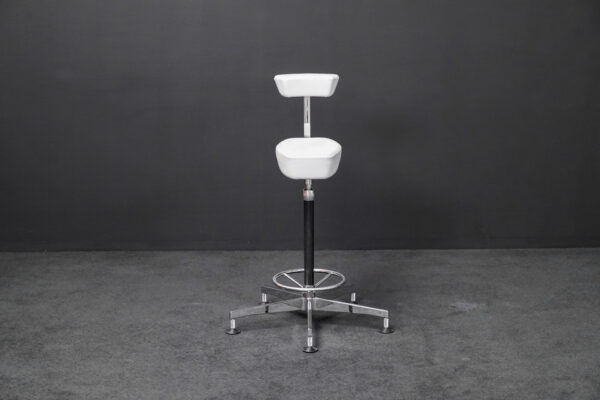 Vitra Nelson baars leer wit