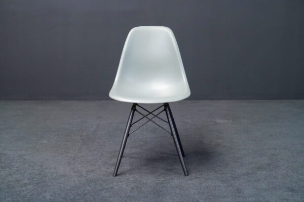 Vitra Plastic Stoel DSW Plastic Turquoise