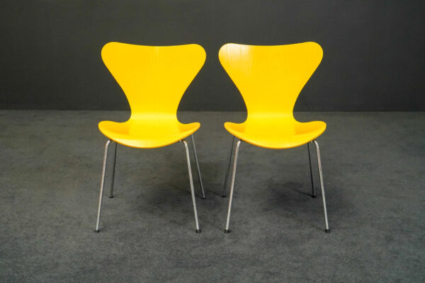 Fritz Hansen 2er Set Serie 7 3107
