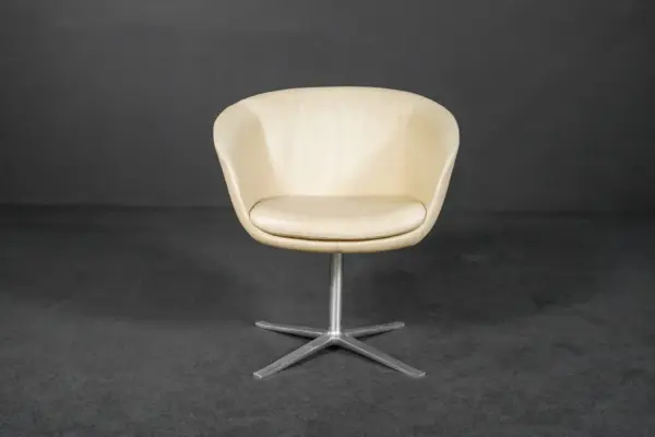 Walter Knoll Bob Chair