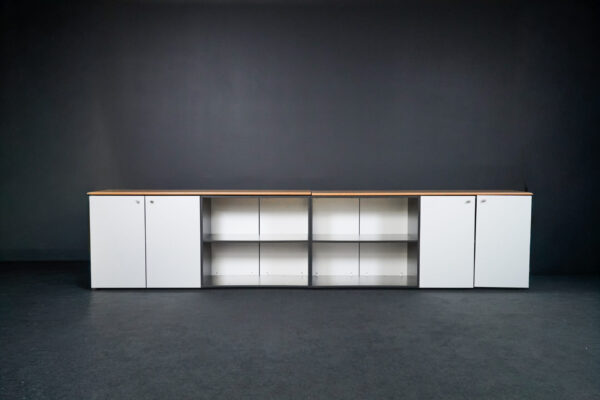 Sideboard mit Holzauflage