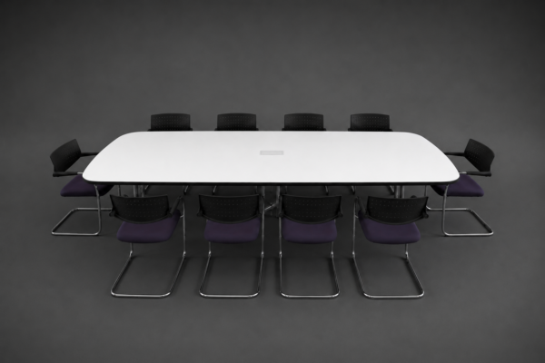 Konferenztisch mit Steckdosen (Ohne Stühle!)