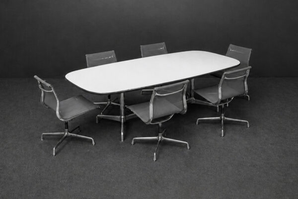 Vitra Gesegmenteerde Tabel + 6x EA 105 Netgrijs