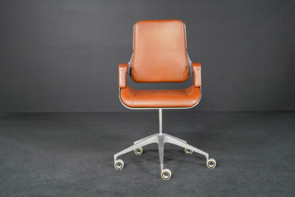 Interstuhl Zilveren 262S