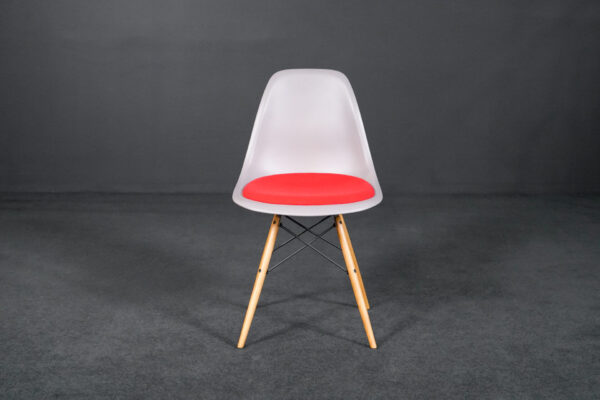 Vitra DSW Plastic Stoel