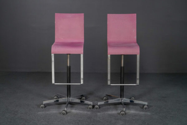 Vitra-set van 2 .03 hoge stoel