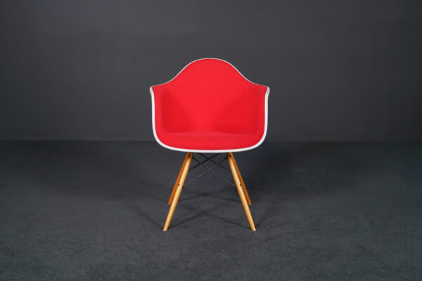 Vitra Plastic Fachair DAW