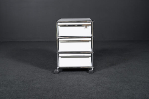 USM Haller Mobile Containers