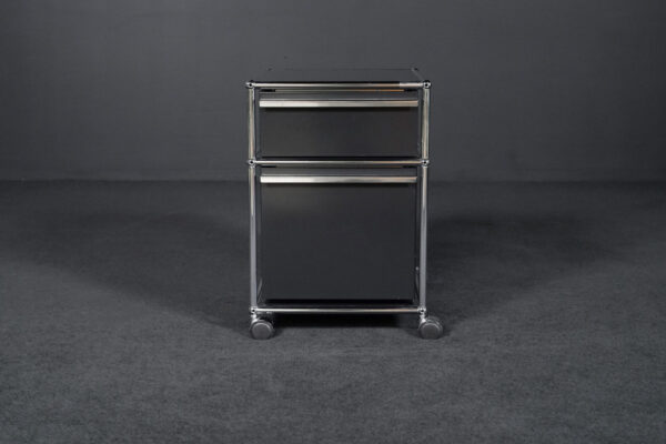 USM Haller Mobile Containers