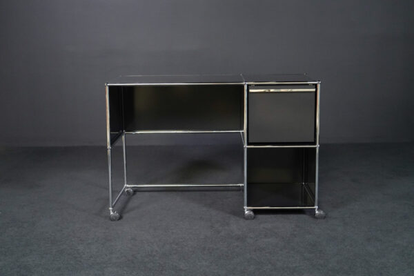 USM Haller Desk