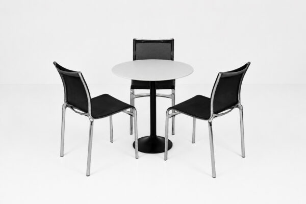 3x Teo Jakob Bigframe Chairs + 1x Teo Jakob Tisch