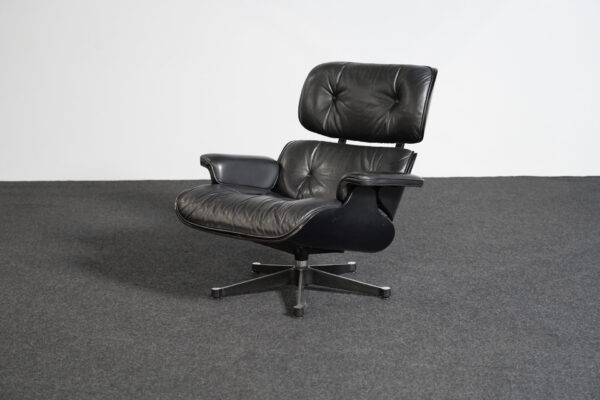 Herman Miller by Vitra Lounge Chair